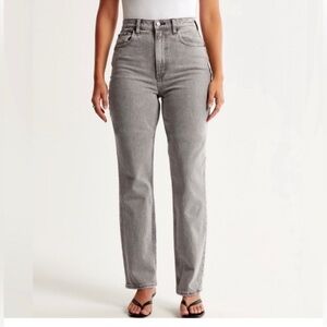 Abercrombie & Fitch The ‘90s straight ultra high rise‎ jeans size 24/00 gray